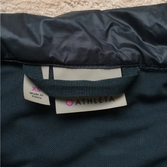 Athleta Abyss Green Rock Springs Midweight Quilted Hooded Jacket Full Zip XSmall
