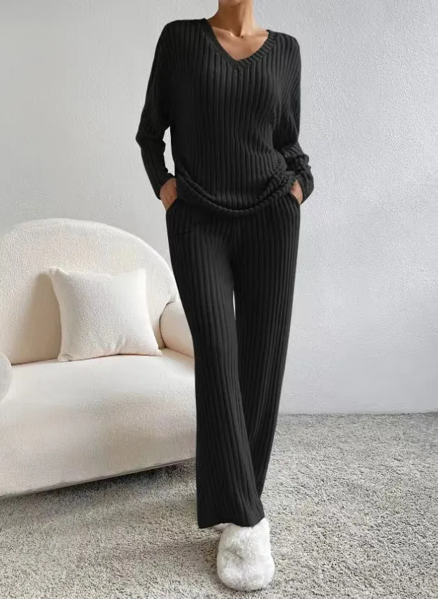 Autumn and Winter New Style: Two-Piece Fashionable and Casual Straight-Leg Pants, Elegant Loose V-Neck Ribbed Knitted Set. Leisure Homewear.C-241011-4