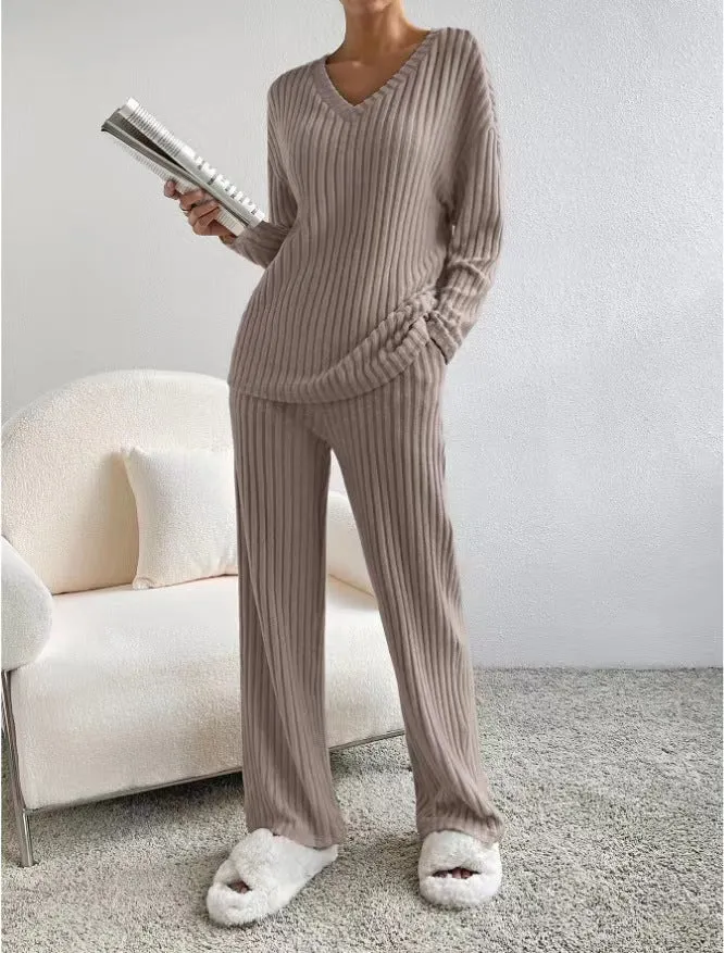 Autumn and Winter New Style: Two-Piece Fashionable and Casual Straight-Leg Pants, Elegant Loose V-Neck Ribbed Knitted Set. Leisure Homewear.C-241011-4