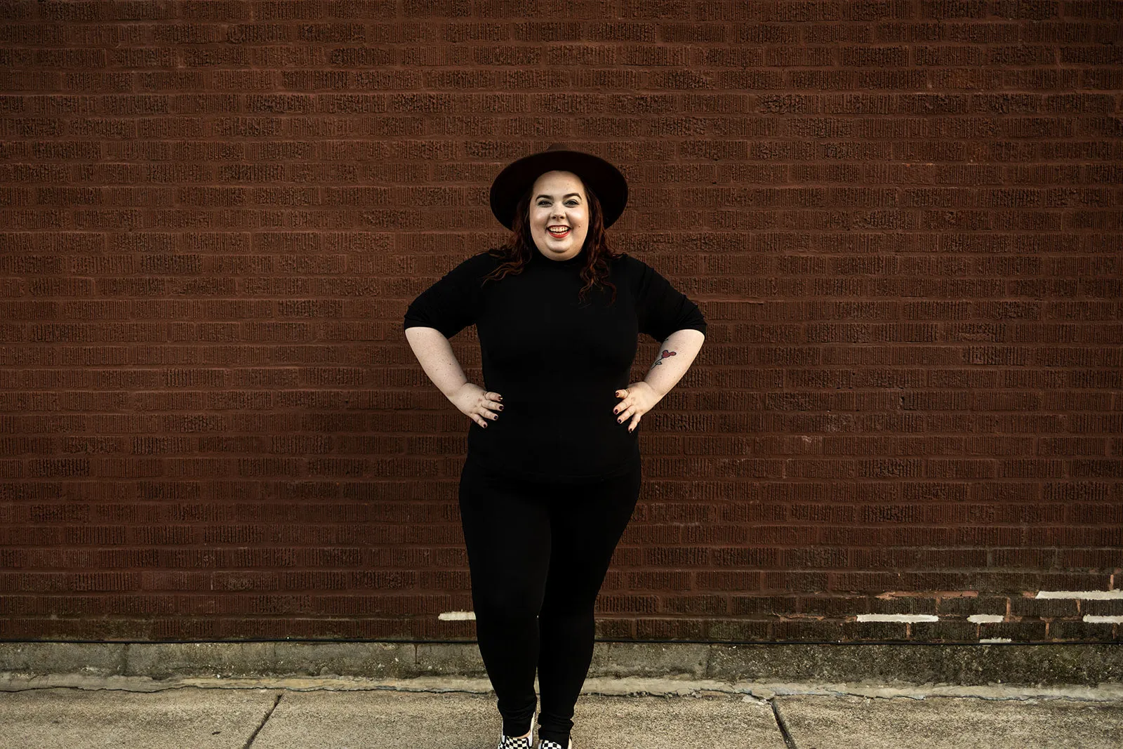 dayle mock neck in black