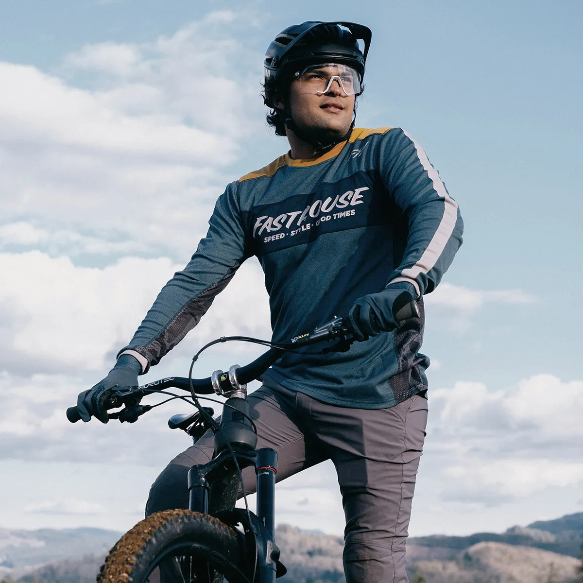 Shredder Pant - Gray