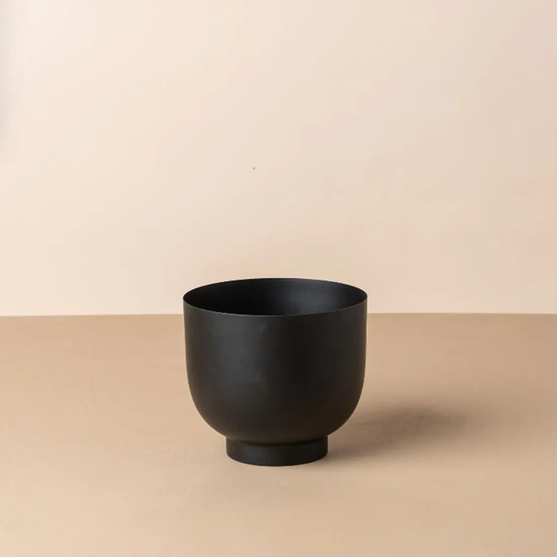 Yaamur Planter Black Small